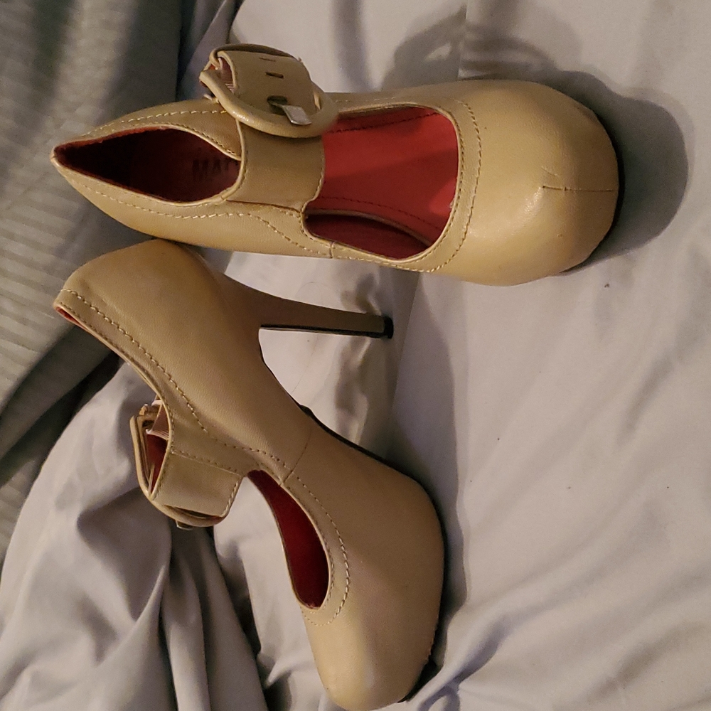 Nude heels